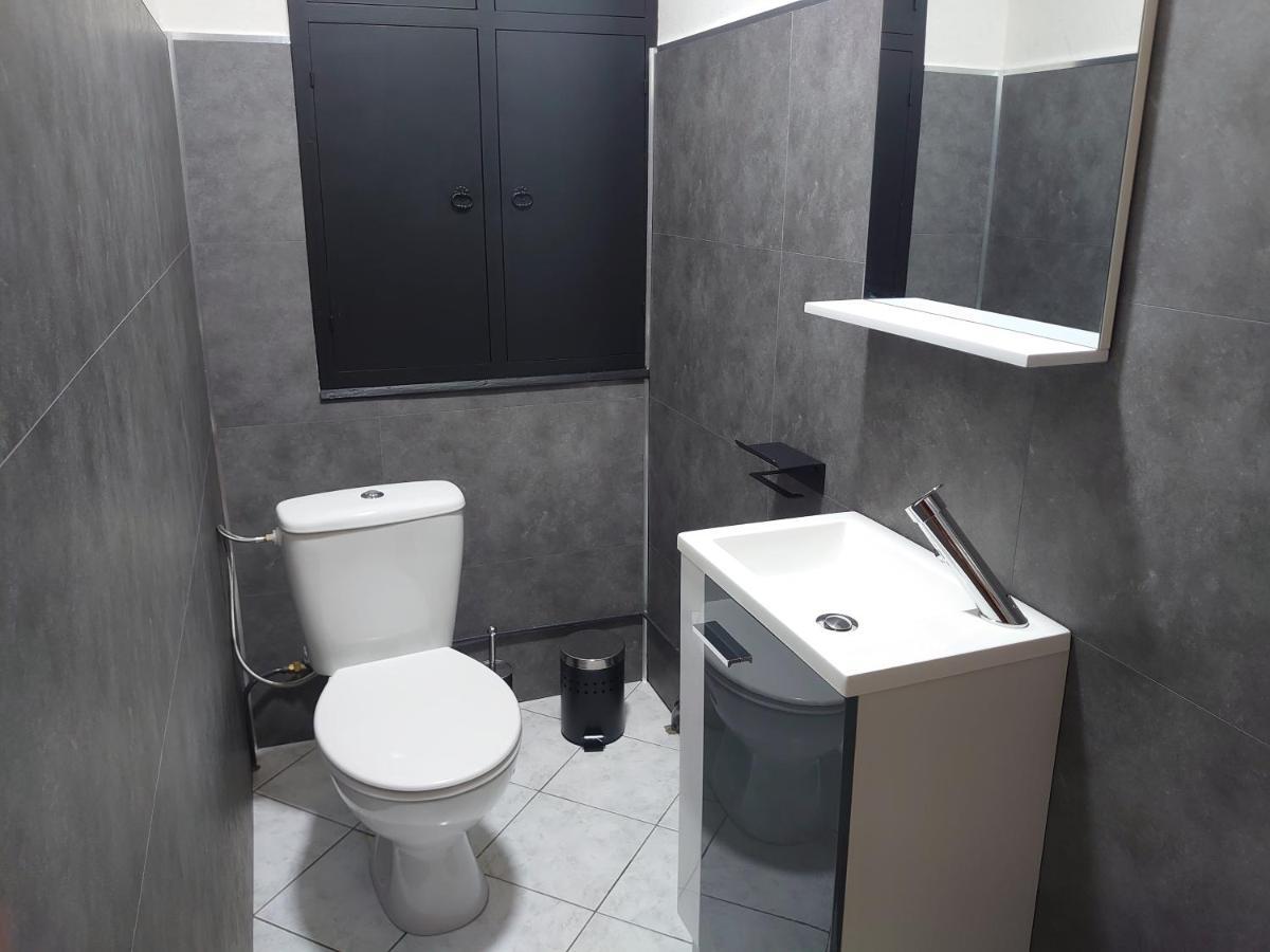 Grand Appartement A 热拉梅 外观 照片